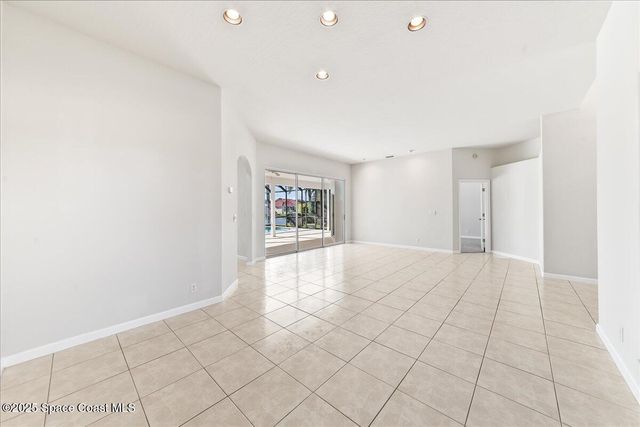 450 Newport Drive, Indialantic, FL 32903