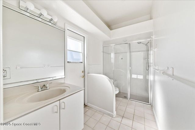 450 Newport Drive, Indialantic, FL 32903