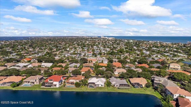450 Newport Drive, Indialantic, FL 32903