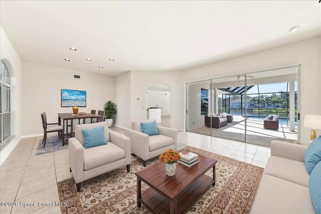 450 Newport Drive, Indialantic, FL 32903