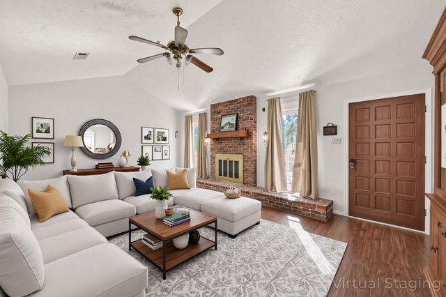 11535 Willis Waukegan Road, Conroe, TX 77303