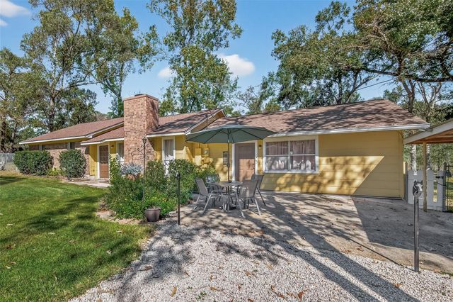 11535 Willis Waukegan Road, Conroe, TX 77303