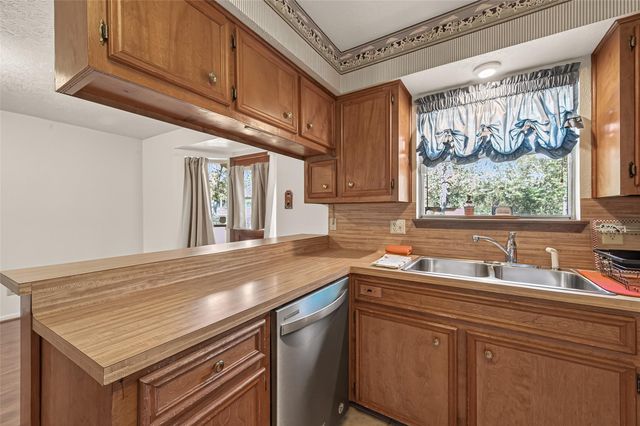 11535 Willis Waukegan Road, Conroe, TX 77303