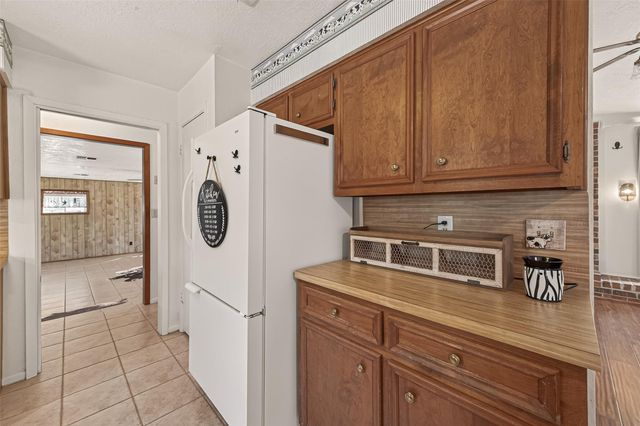 11535 Willis Waukegan Road, Conroe, TX 77303