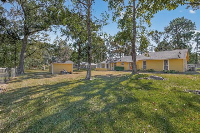 11535 Willis Waukegan Road, Conroe, TX 77303