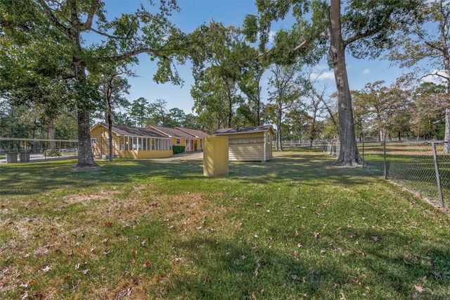 11535 Willis Waukegan Road, Conroe, TX 77303