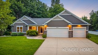 16815 Watersedge Drive, Grand Haven Twp, MI 49417