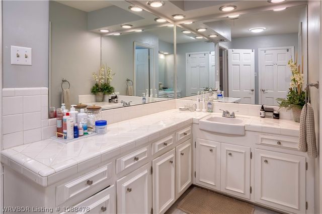 3205 S 28th Street, Fort Smith, AR 72901