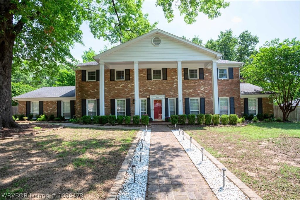 3205 S 28th Street, Fort Smith, AR 72901