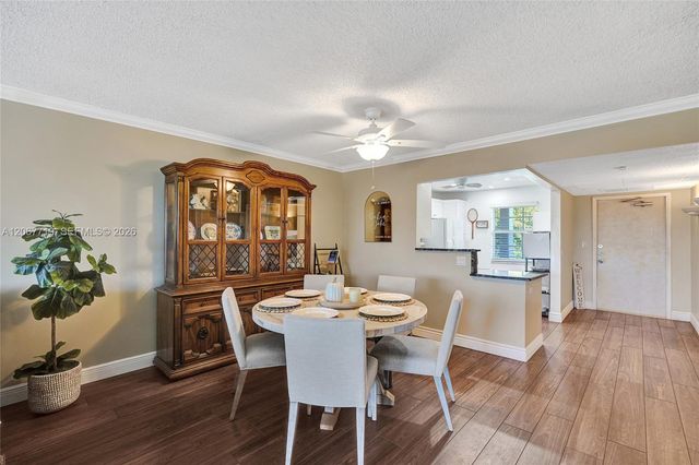605 Oaks Drive 504, Pompano Beach, FL 33069