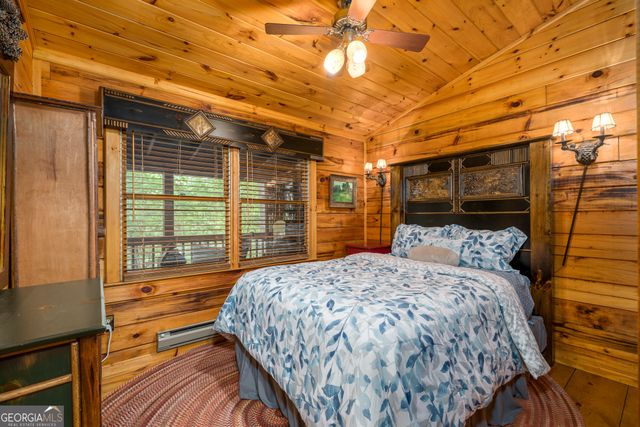 122 River Bend Trail, Ellijay, GA 30540