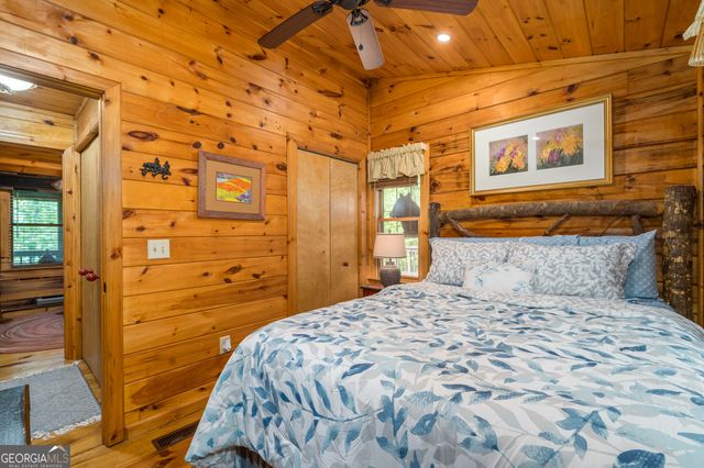 122 River Bend Trail, Ellijay, GA 30540