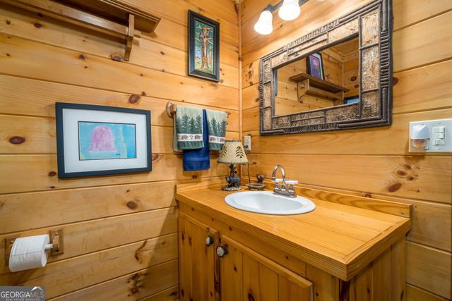 122 River Bend Trail, Ellijay, GA 30540