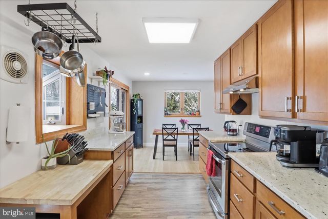 3908 LONGSTREET CT, Annandale, VA 22003