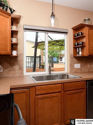 9707 Florence Street, La Vista, NE 68128