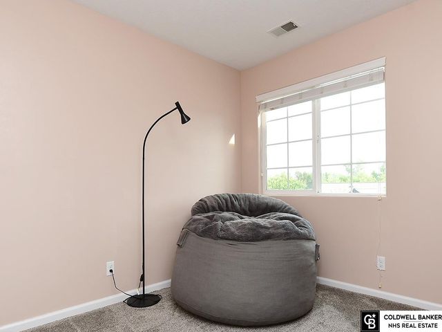 9707 Florence Street, La Vista, NE 68128