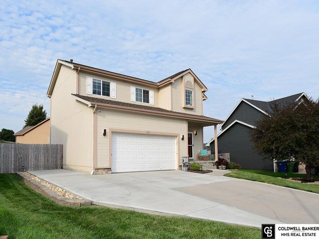 9707 Florence Street, La Vista, NE 68128