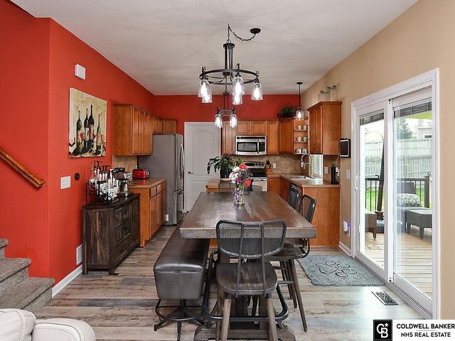 9707 Florence Street, La Vista, NE 68128