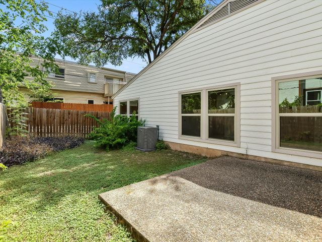 8121 Ceberry DR A, Austin, TX 78759