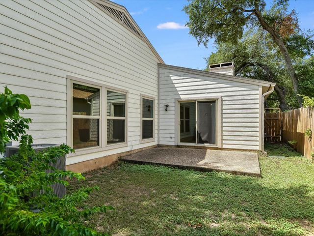8121 Ceberry DR A, Austin, TX 78759