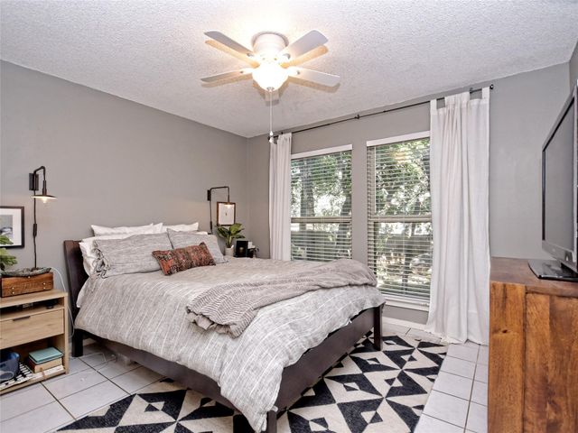 8121 Ceberry DR A, Austin, TX 78759