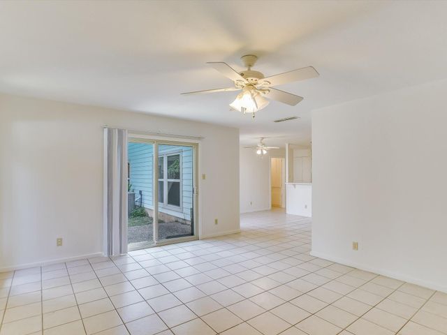 8121 Ceberry DR A, Austin, TX 78759