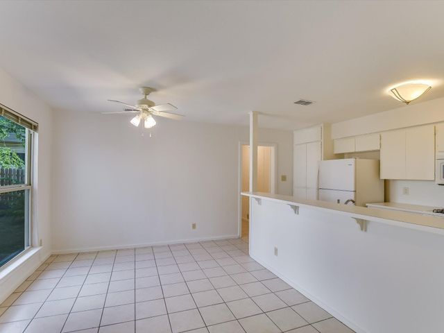 8121 Ceberry DR A, Austin, TX 78759