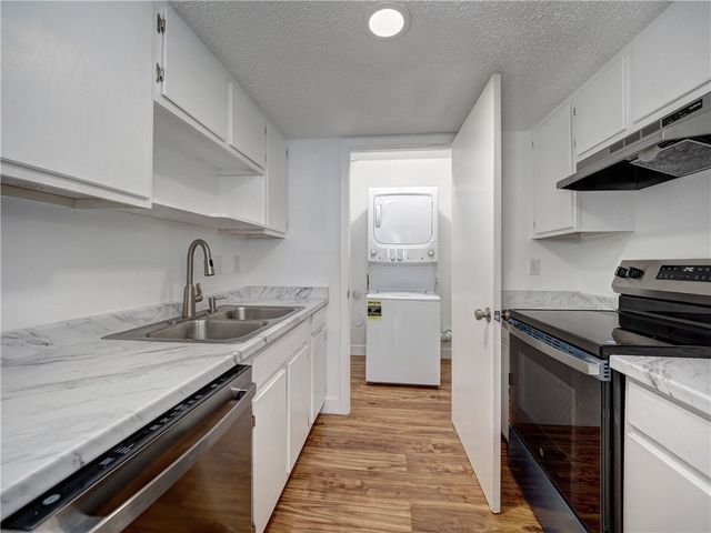 4334 Ocean Dr 504, Corpus Christi, TX 78412