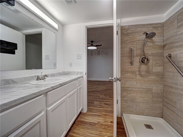 4334 Ocean Dr 504, Corpus Christi, TX 78412