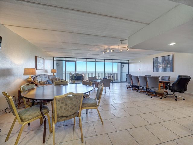 4334 Ocean Dr 504, Corpus Christi, TX 78412