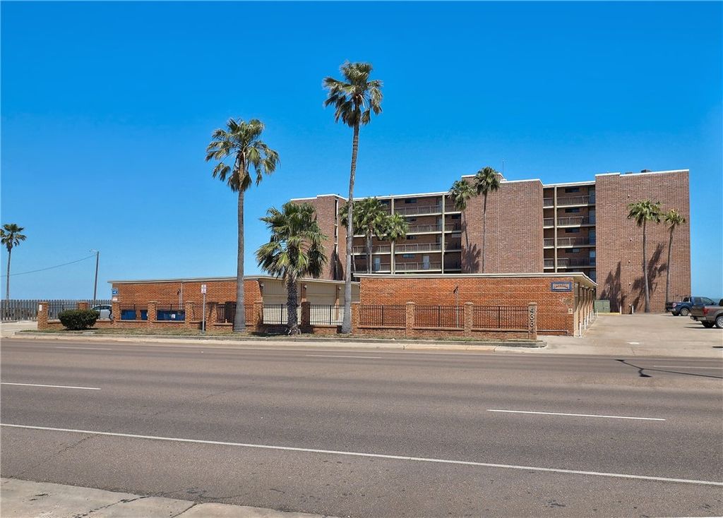 4334 Ocean Dr 504, Corpus Christi, TX 78412 — photo 3