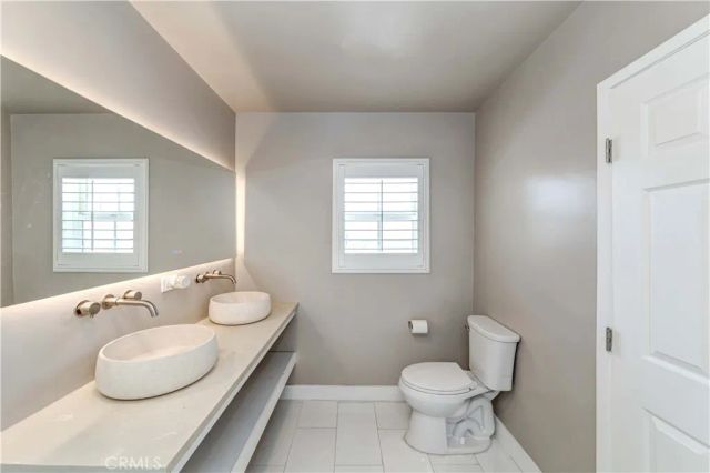 2107 W Porter Avenue, Fullerton, CA 92833