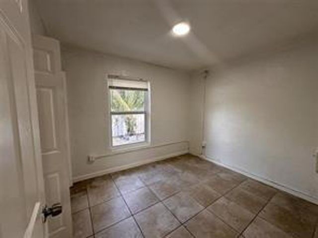728 SW 6th Street 2, Dania Beach, FL 33004