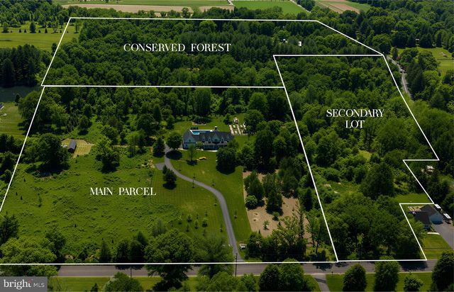 6214 SAW MILL RD, New Hope, PA 18938