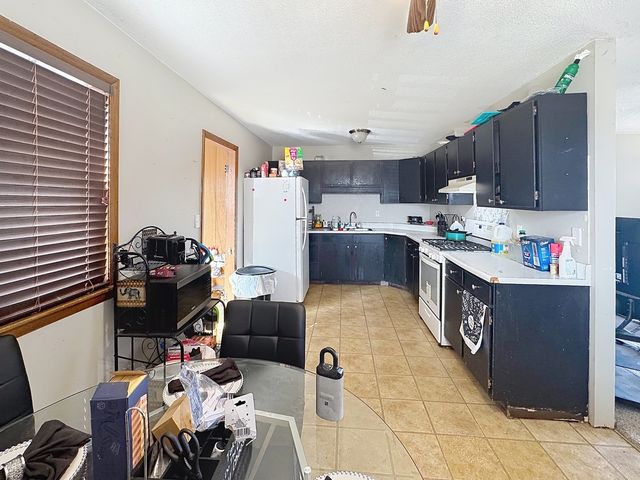 190 Sunshine Lane, Milan, IL 61264