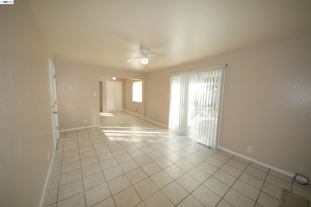 3799 CRESTVIEW DR, Pittsburg, CA 94565