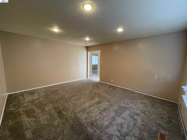 3799 CRESTVIEW DR, Pittsburg, CA 94565