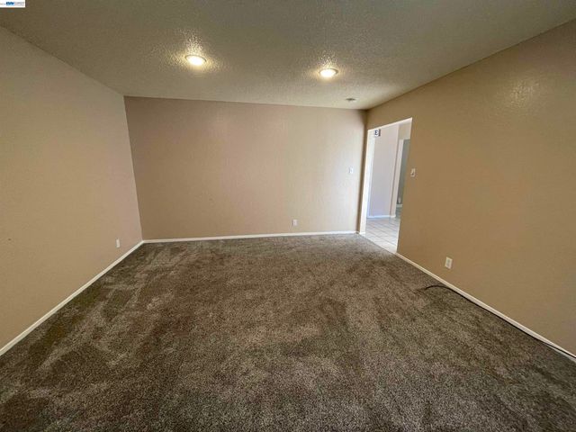 3799 CRESTVIEW DR, Pittsburg, CA 94565