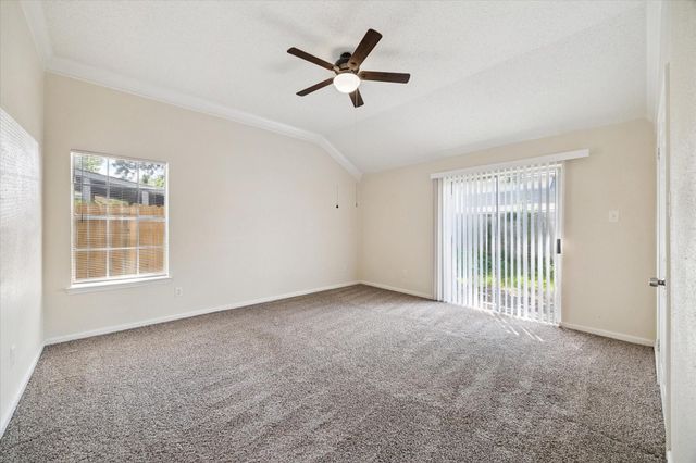 5715 S Magazine Circle, Houston, TX 77084