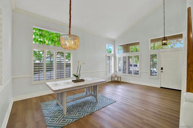 11031 Cedarcrest Way, San Diego, CA 92121