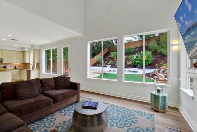 11031 Cedarcrest Way, San Diego, CA 92121