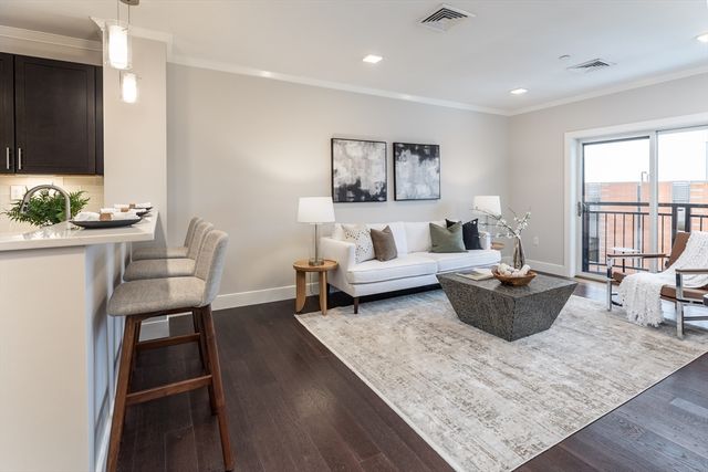 320 Maverick St 505, Boston, MA 02128