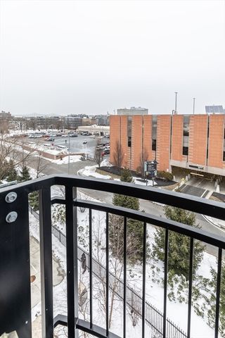 320 Maverick St 505, Boston, MA 02128