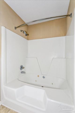 7912 Jambalaya Tr, Pensacola, FL 32526