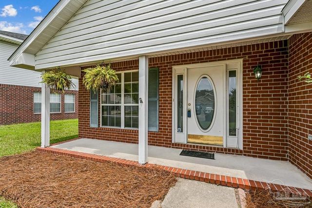 7912 Jambalaya Tr, Pensacola, FL 32526
