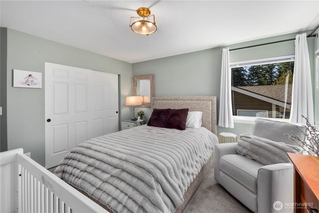 12037 89th Place NE, Kirkland, WA 98034