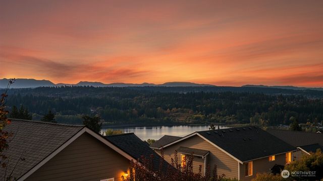 12037 89th Place NE, Kirkland, WA 98034