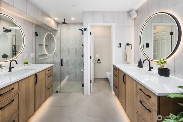 12037 89th Place NE, Kirkland, WA 98034