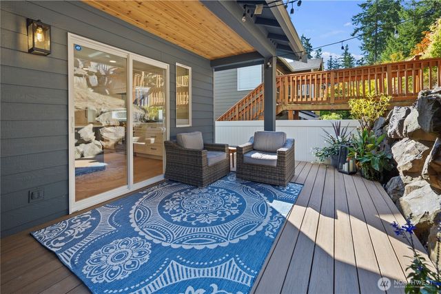 12037 89th Place NE, Kirkland, WA 98034