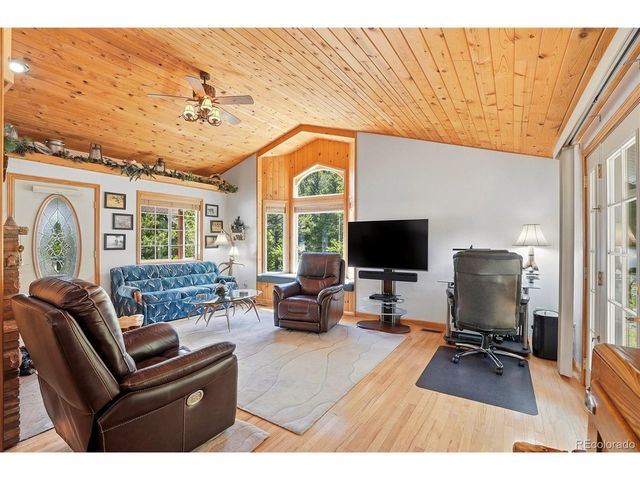2772 Riverside Dr, Lyons, CO 80540